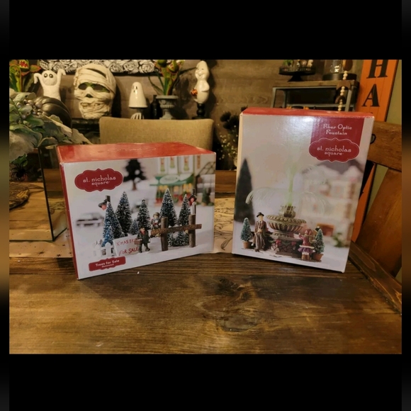 St. Nicholas Square - Trees For Sale - Light Up - Christmas Village & FOUNTAIN - Picture 2 of 4